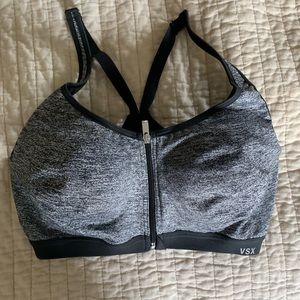 Victoria secret 34DD sports bra